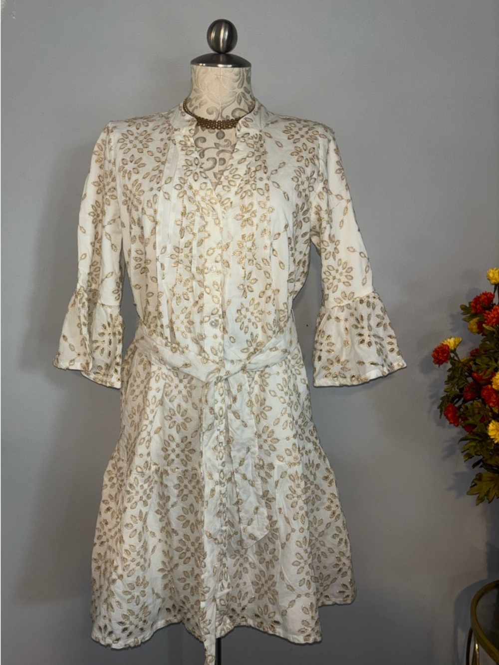 🆕 Boston Proper Shimmer eyelet Fit and Flare Dress Size Small
